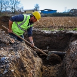 e3eafcd4-bb31-4085-9bdb-e5fcf0efaf80