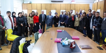 ee37c2e3-0105-42a5-8931-97f8b45ff216