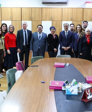 ee37c2e3-0105-42a5-8931-97f8b45ff216