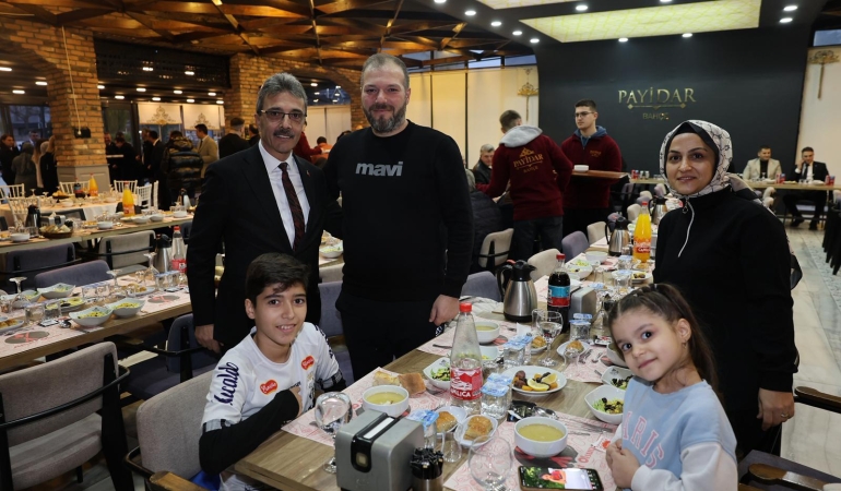 2b15a00d-0790-4dc8-beb3-bce55374e10c