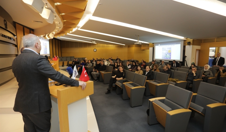 7f40632074b34faf9d730b959b2199cb5edfca6ca09240e692a071d132f1663f