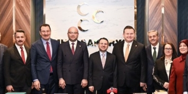 9b29b4fd-9862-4ffe-a2cb-749f46cc5166