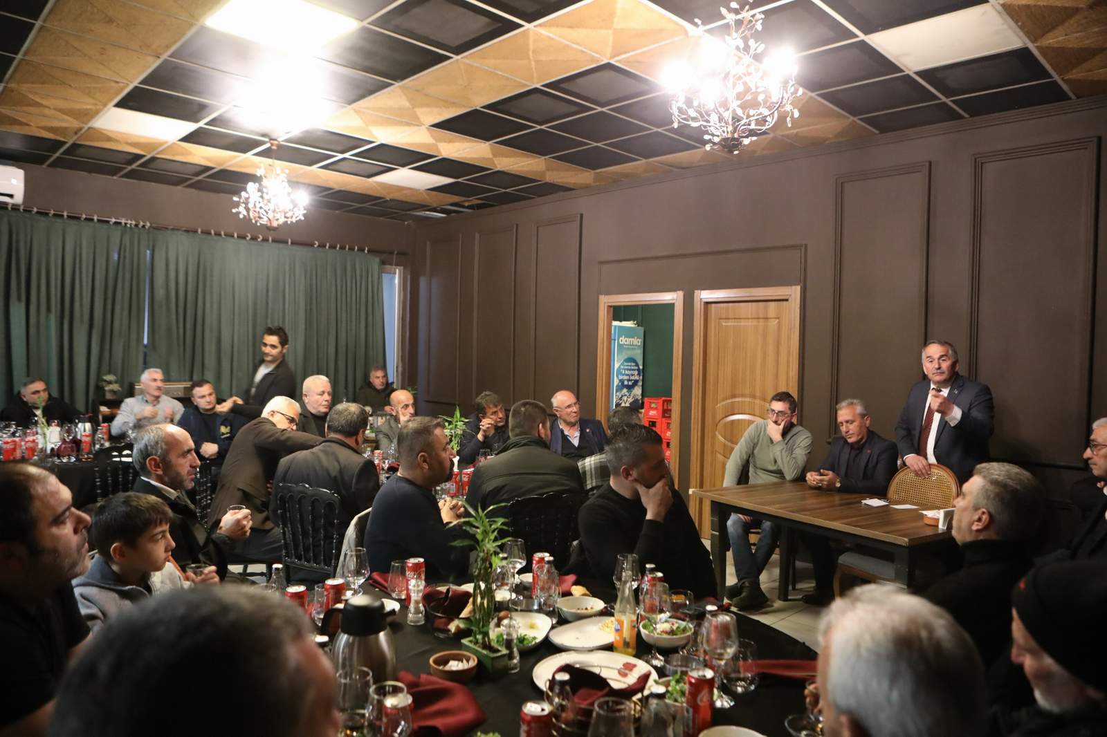 9d259495-90c6-4c16-9b5e-9339e28b08e9