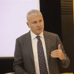 be72829d9d274de092230b6d583a4da55879e37cf4574c6e955be56f368723e9