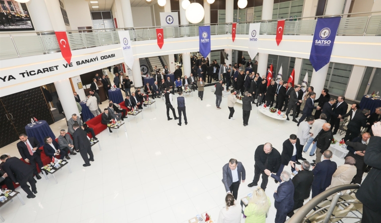 d00056272b49492f98b0f5781fe9f1c94cd1daae46c3416b9510bf9eb72c7cd9