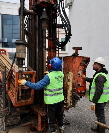 d65d14dc-9636-479a-8559-2699ded0ea7f