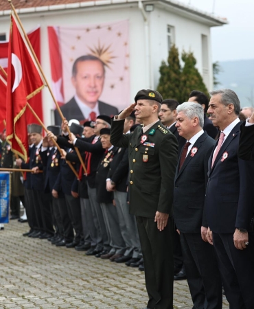 e0ed5342-04c6-4aef-ad75-4fe22232c696