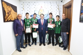 087de963-e001-4e0d-91a9-e5f358eb2822