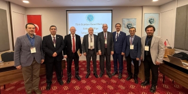 2bef9a07-4a23-44c3-8833-d3d729db2dde