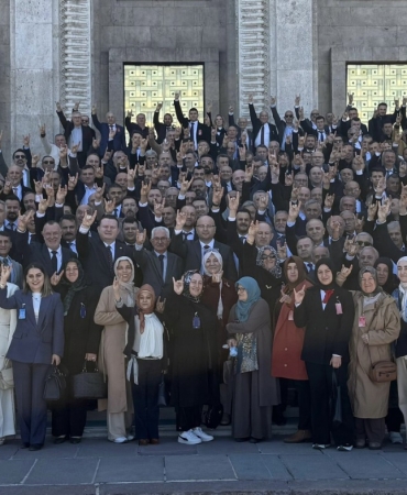 5bd011d6-d01e-4e1e-bb4e-52a81392d5b9