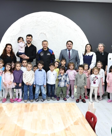 5f30c3af-b06f-4abc-a40a-9799a7dc3e0d