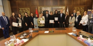 614655647cb54de997aab06355a5c81af60ea748857f48249993ef8b49cc3778