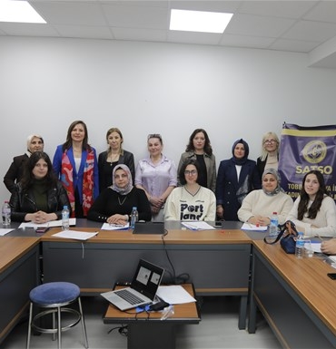 87ca8c16266945df9cbfff269cd38265b72db56cb22a452f85024a791aad42ea