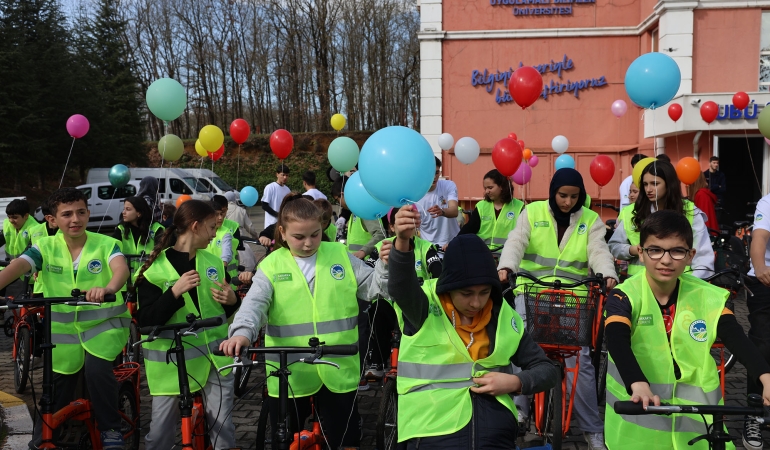 91b9de15-0863-4261-bf1a-6b747f4313b4