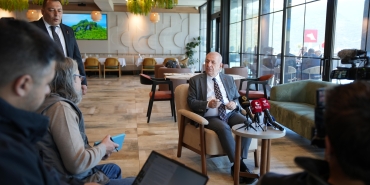 Prof. Dr. Ümit Özdağ,