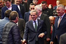 d13d4ef9-76a2-456c-83dd-39bbf31b0f17