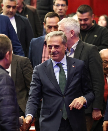 d13d4ef9-76a2-456c-83dd-39bbf31b0f17