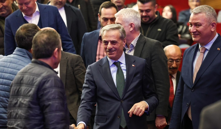 d13d4ef9-76a2-456c-83dd-39bbf31b0f17