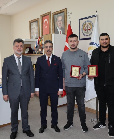 ddae817c-7e05-4f4a-a3e7-03189dabd056