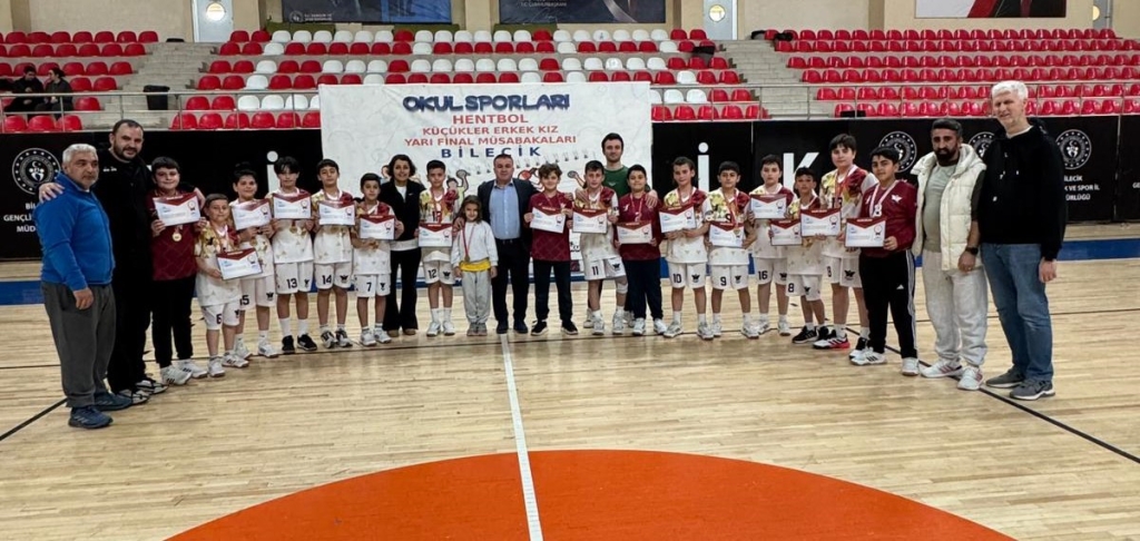 Hendek Şehit Mahmutbey Ortaokulu Türkiye Finallerinde!