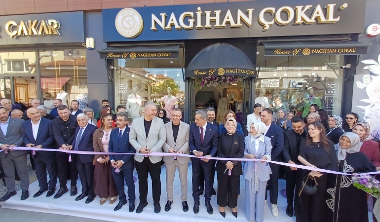 e5d75868-af8a-4617-a4b7-8e59c99079d3