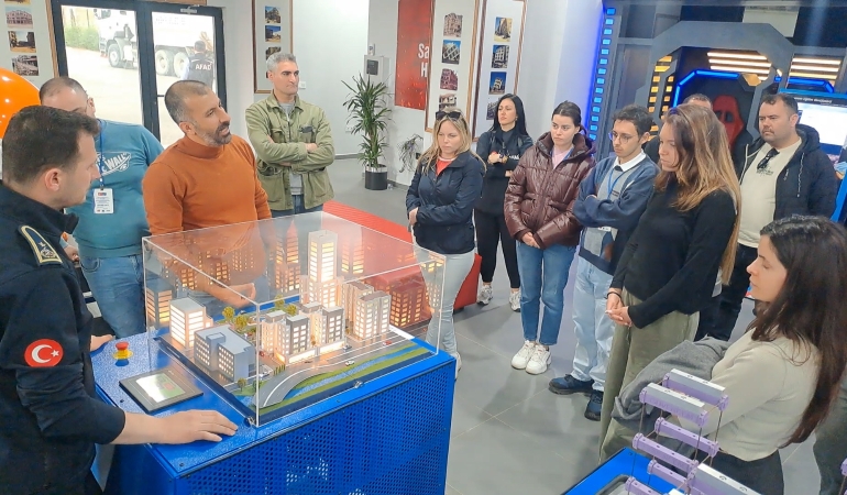 f57e8008-b185-4358-a749-5129ad84f968