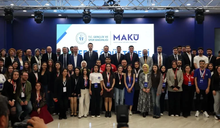 SUBÜ öğrencilerinin hazırladığı “Harekette Şifa Var!” projesi ödüle layık görüldü