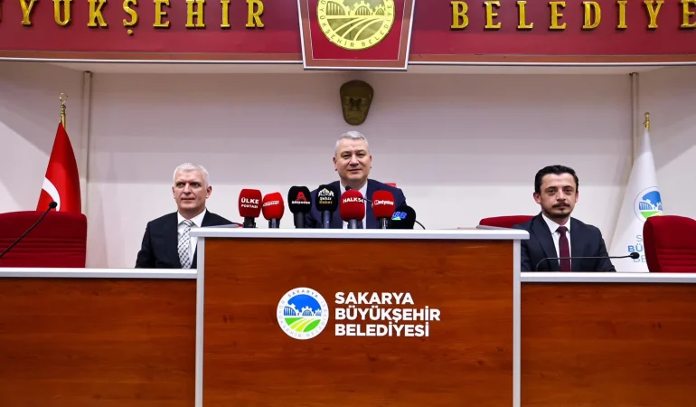 Sakarya’nın yarınları için 57 gündem Büyükşehir meclisinden geçti
