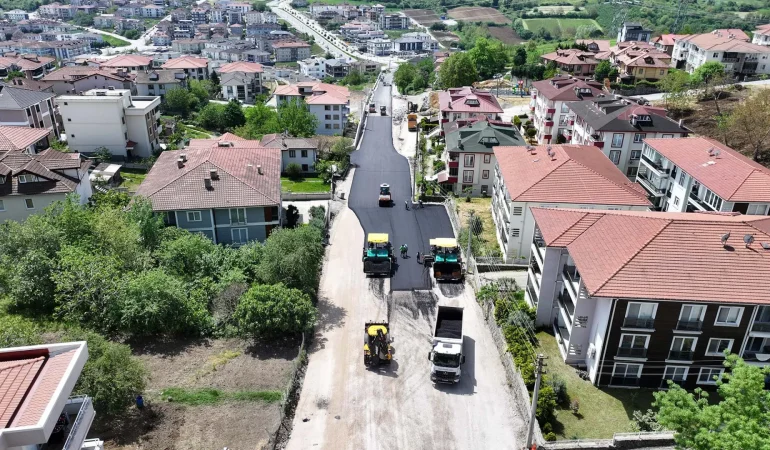 Serdivan’da sürücülere nefes aldıracak yeni kaçış güzergahı açılıyor: Asfalt işlemi başladı
