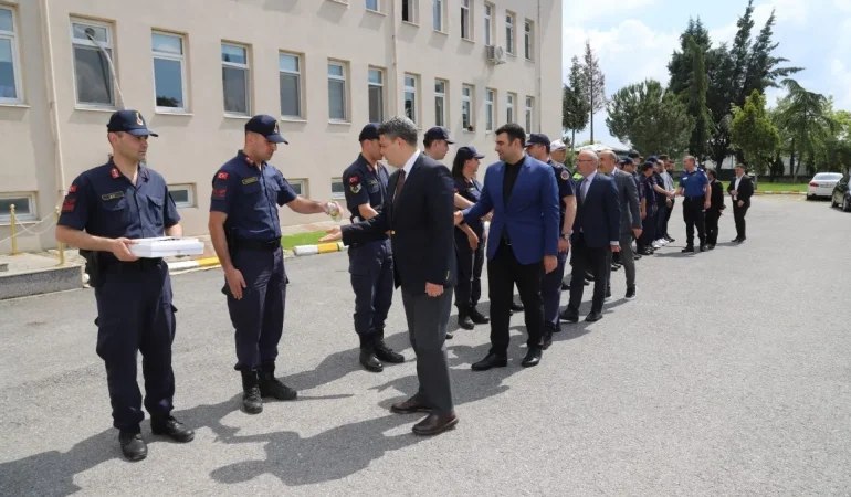 HENDEK’TE KURBAN BAYRAMI ÖNCESİ PROTOKOL BAYRAMLAŞTI