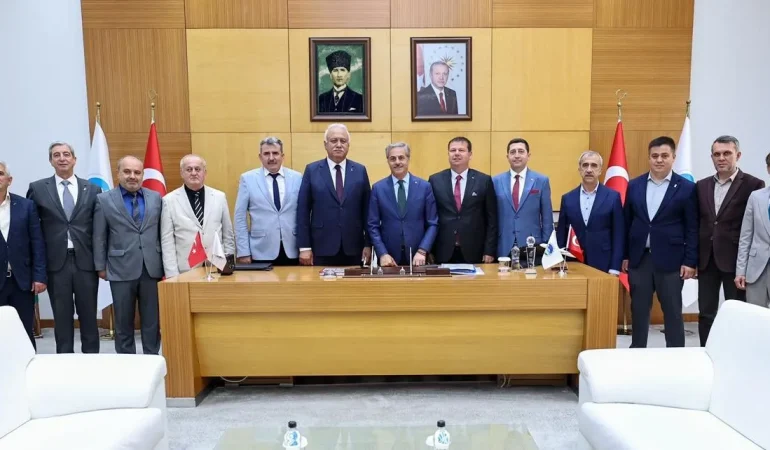8. ADAMAT Matematik Olimpiyatları’nda Ödüller Sahiplerini Buldu