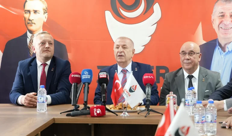 Prof. Dr. Ümit Özdağ