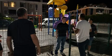 1 (3)