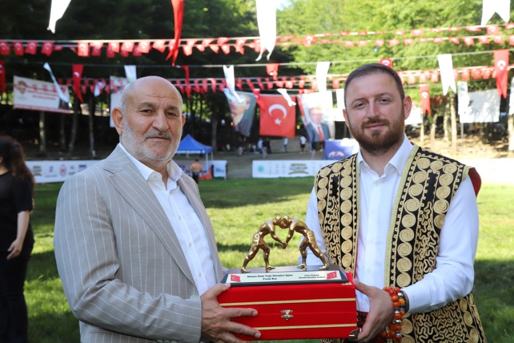 22. SELMAN DEDE ER MEYDANINDA ZİRVE YİNE SERDAR YILDIRIM’IN