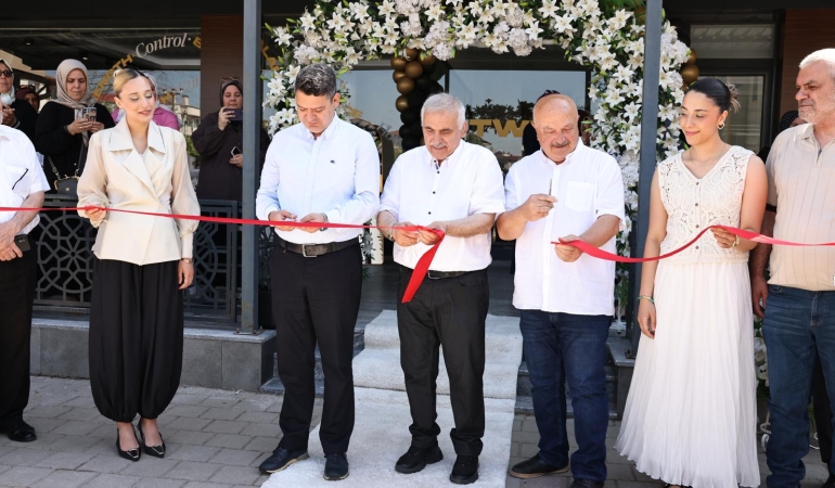 29 Haziran Pazartesi günü Yenimahalle’de Twinteam Spor salonu açılışı yapıldı.