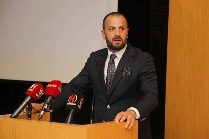 Murat Ekşi “Müteahhitleri AKSA ile belediye arasında muhatap bırakmayın”