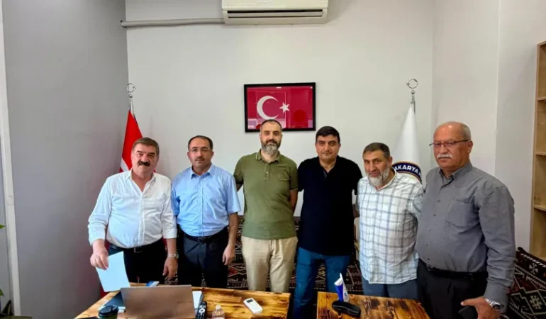 Sakarya Muşlular Derneği’nde güven tazeleyen genel kurul