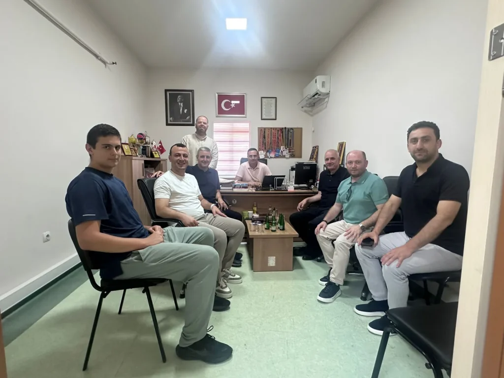 AKADEMİ'DEN SPORUN GELECEĞİNE YÖNELİK İSTİŞARE ZİYARETLERİ 2 AKADEMİ'DEN SPORUN GELECEĞİNE YÖNELİK İSTİŞARE ZİYARETLERİ