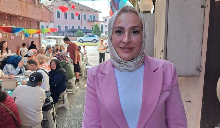 Aslı Çam’dan