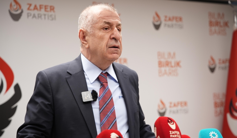 “BÜTÜN VATANSEVER, ATATÜRKÇÜ, MİLLİYETÇİ PARTİ VE KADROLARI TÜRKİYE CUMHURİYETİ’Nİ SAVUNMAK İÇİN BİR ARAYA GELMEYE DAVET EDİYORUZ”
