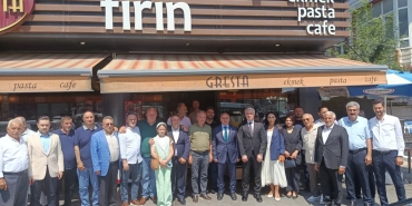 Rize Milletvekili Harun Mertoğlu’ndan Gresta Unlu Mamulleri’ne ziyaret..