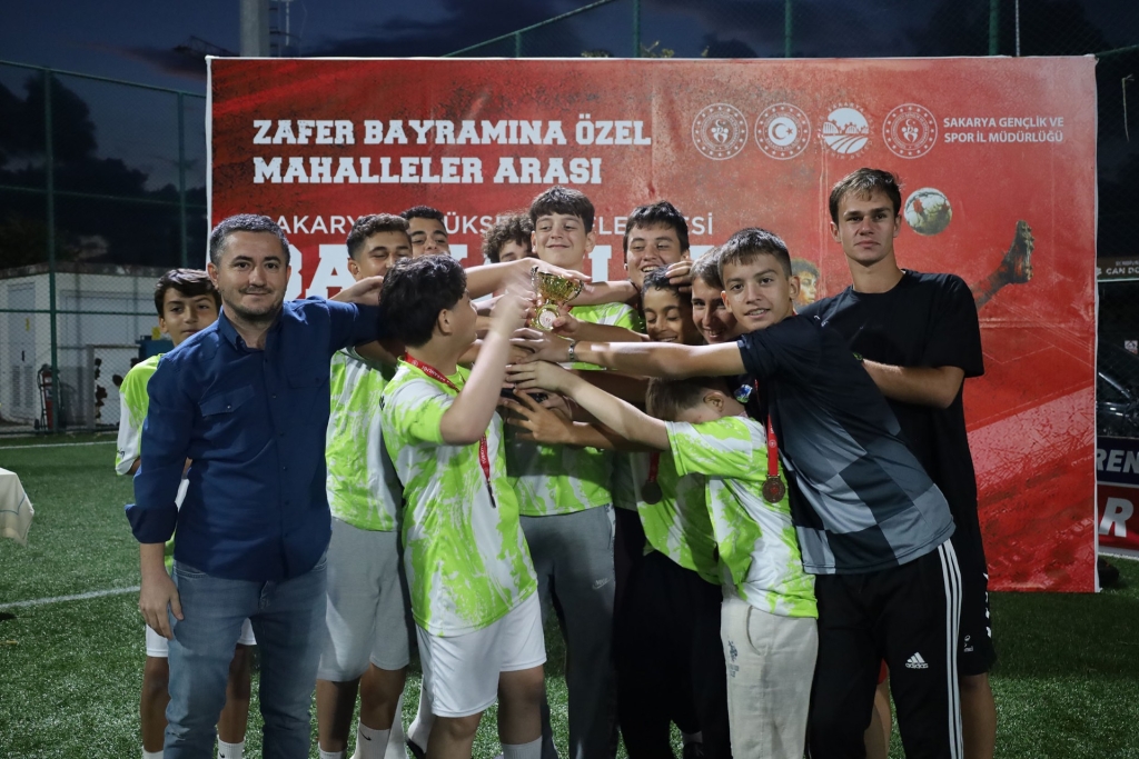 Başkanlık Futbol Kupası’nda şampiyon Göktepe Mahallesi oldu