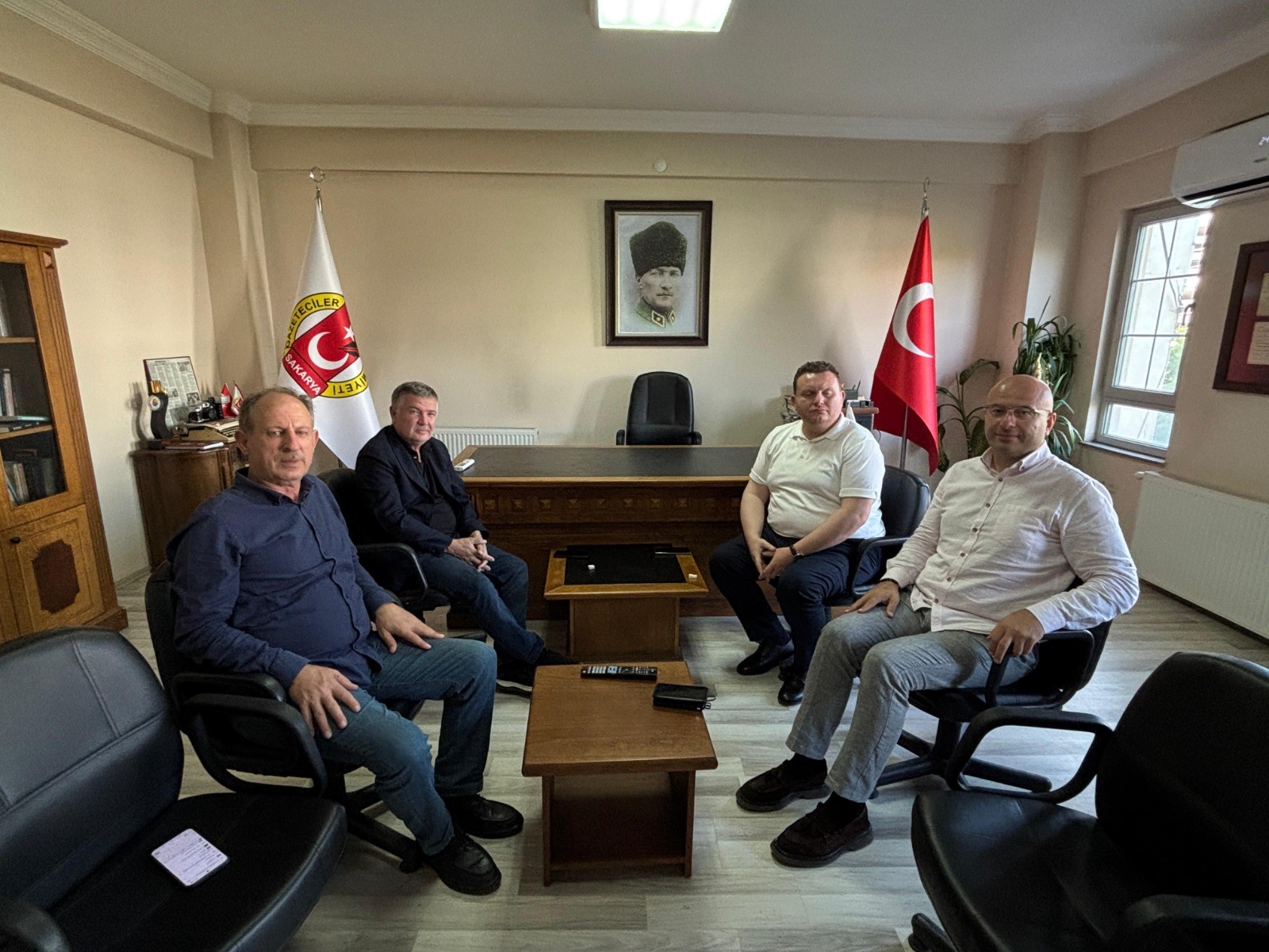 5aa9fe98-0179-46c1-bb70-52104f2861ad