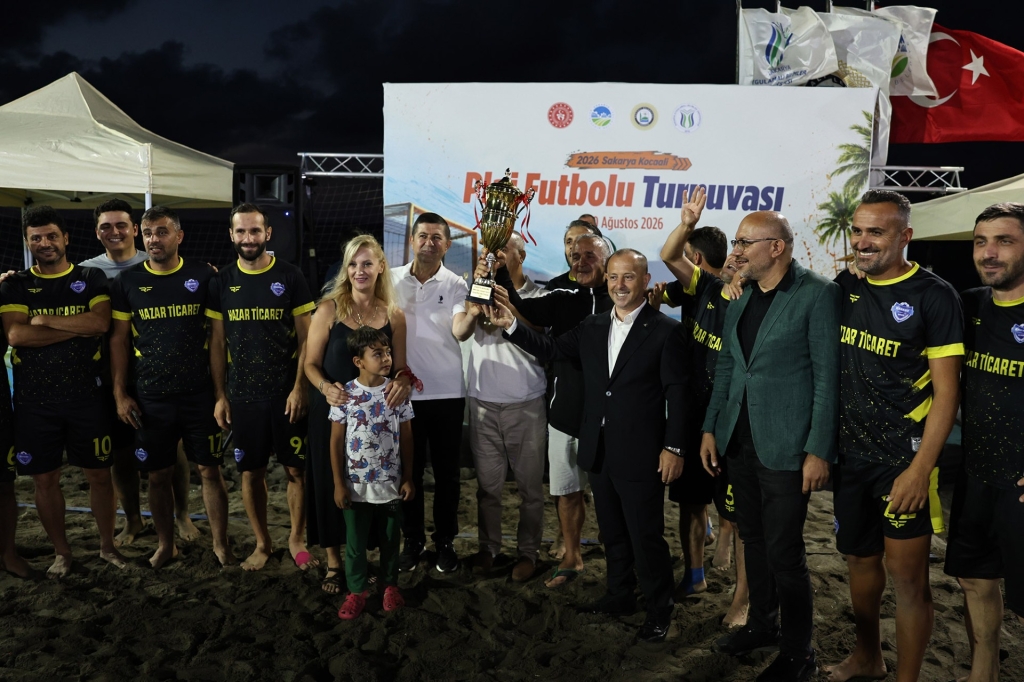 Kocaali Sahili’nde futbol şöleni kupayla noktalandı