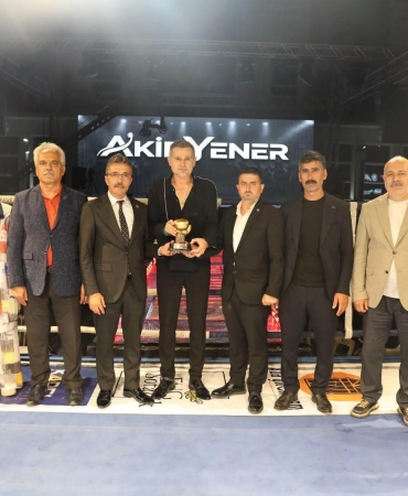 Akif Yener3