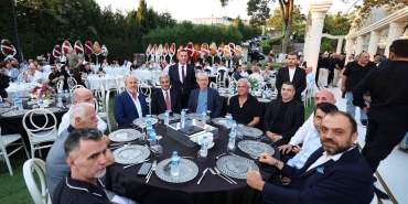 Bal Ailesi15