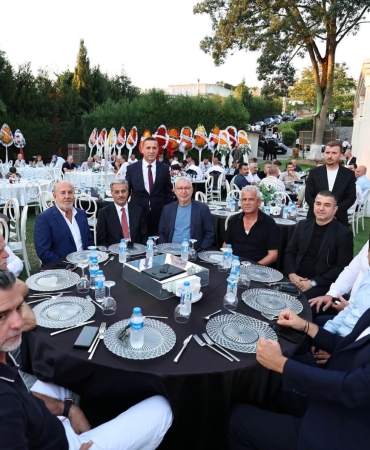 Bal Ailesi15