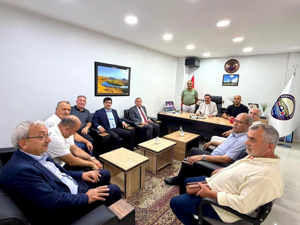 Başkan Karakullukçu’dan Sakarya Muşlular Derneği’ne ziyaret