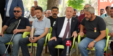 Ümit_Özdağ_gazileri_ziyaret_etti_161823688