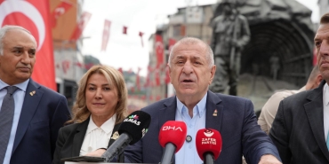 ümit özdağ